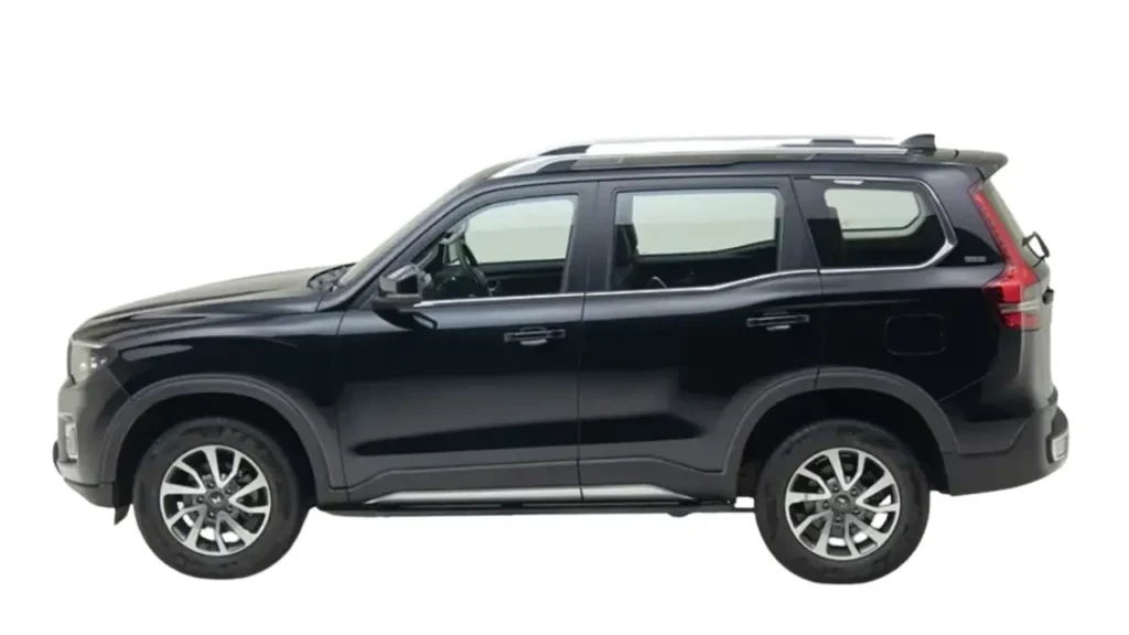 Mahindra Scorpio N Z4 AT Side View