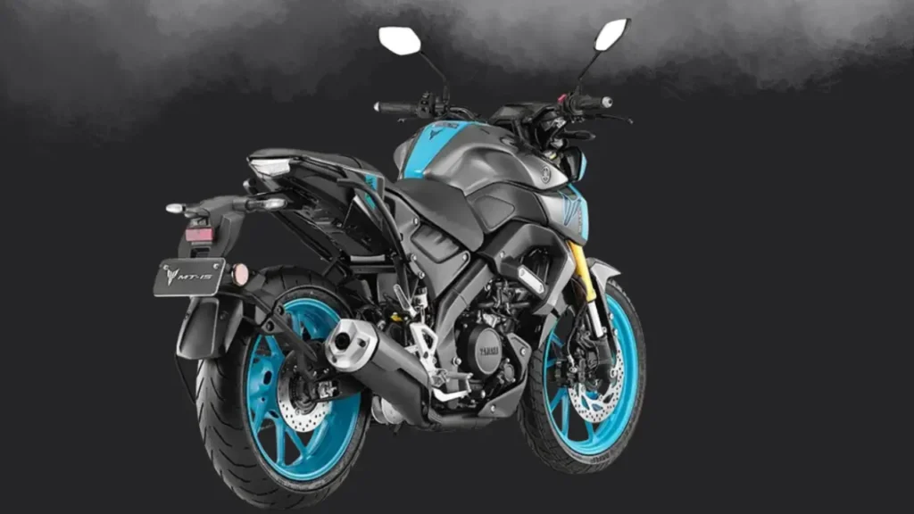 Yamaha MT 15 V2 back view